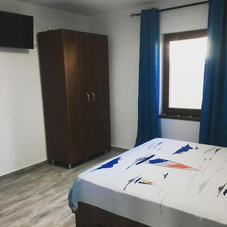 Albdevara Mar Srl Vama Veche Esterno foto