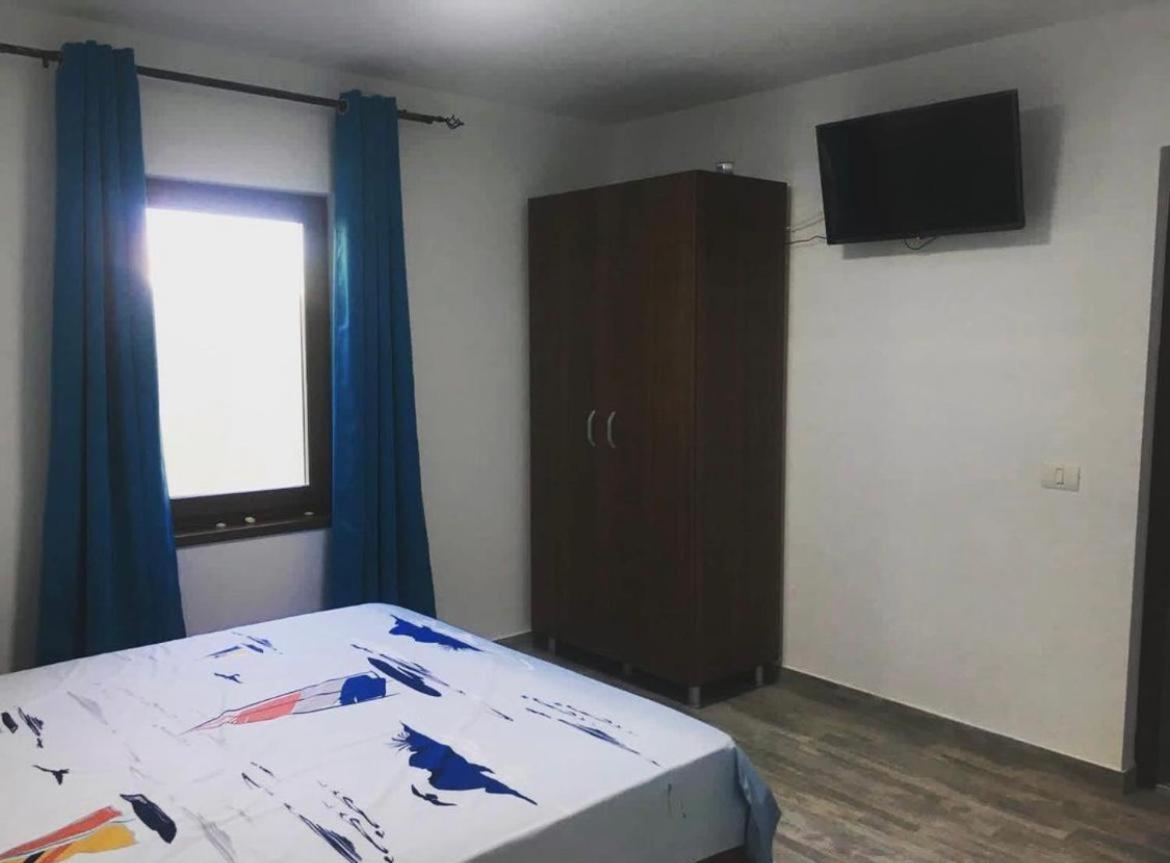 Albdevara Mar Srl Vama Veche Esterno foto