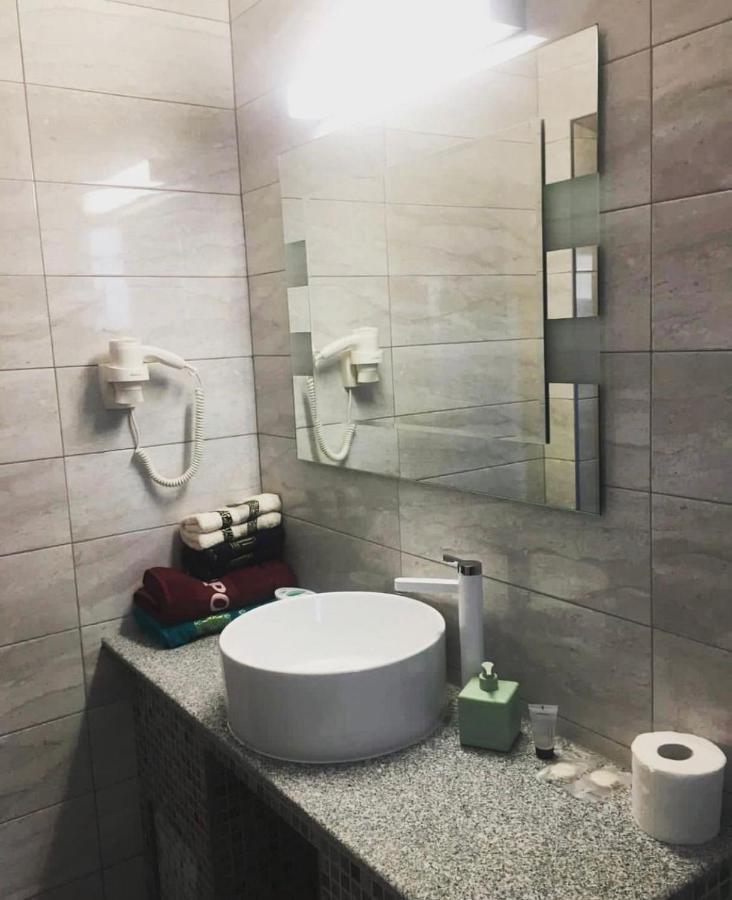 Albdevara Mar Srl Vama Veche Esterno foto